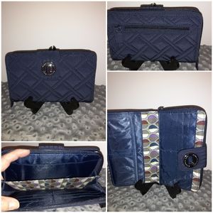 NWOT Vera Bradley Turnlock Wallet in Navy